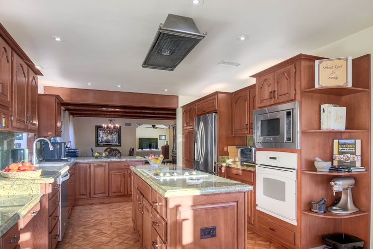 Kitchen looking to dining room