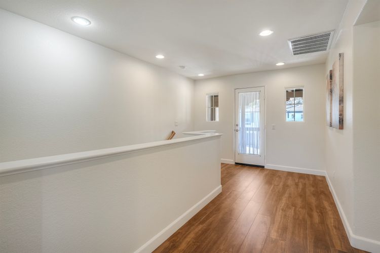 Photo #18