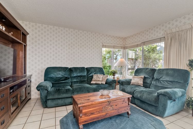 Photo #11