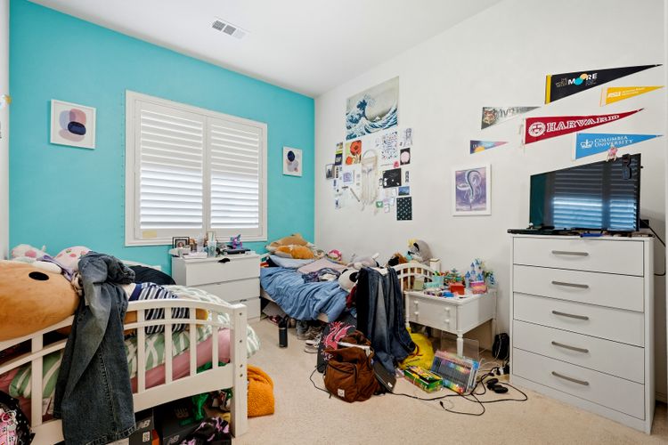 Photo #33