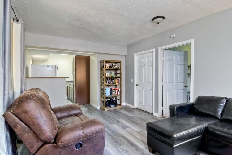Photo #27