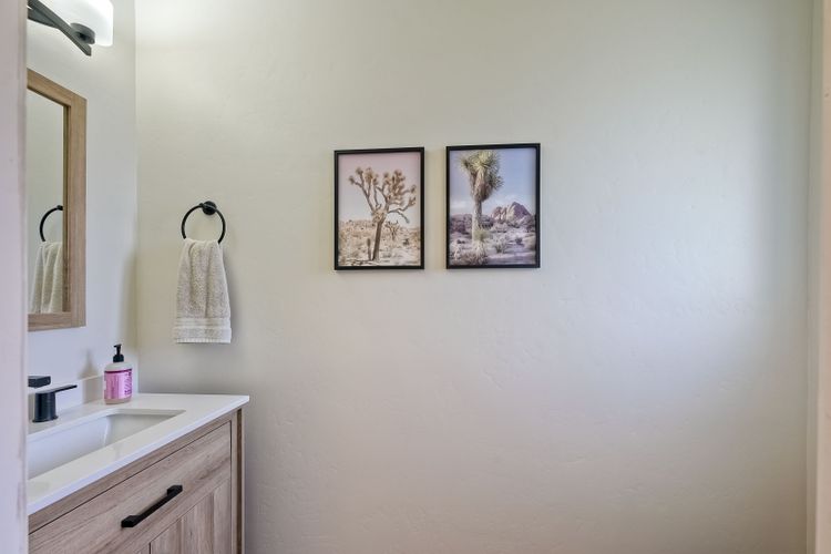 Photo #12