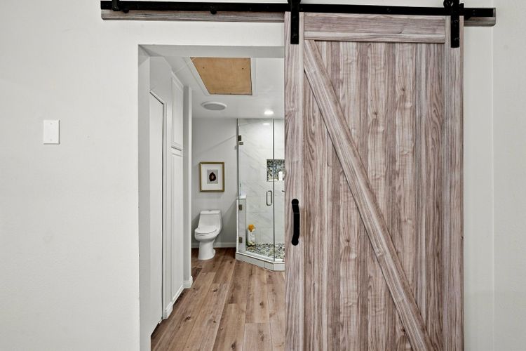 Photo #51