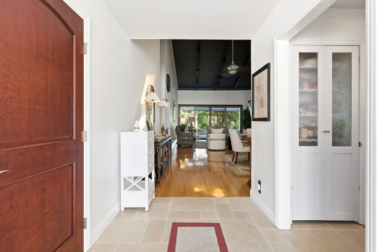 Photo #6